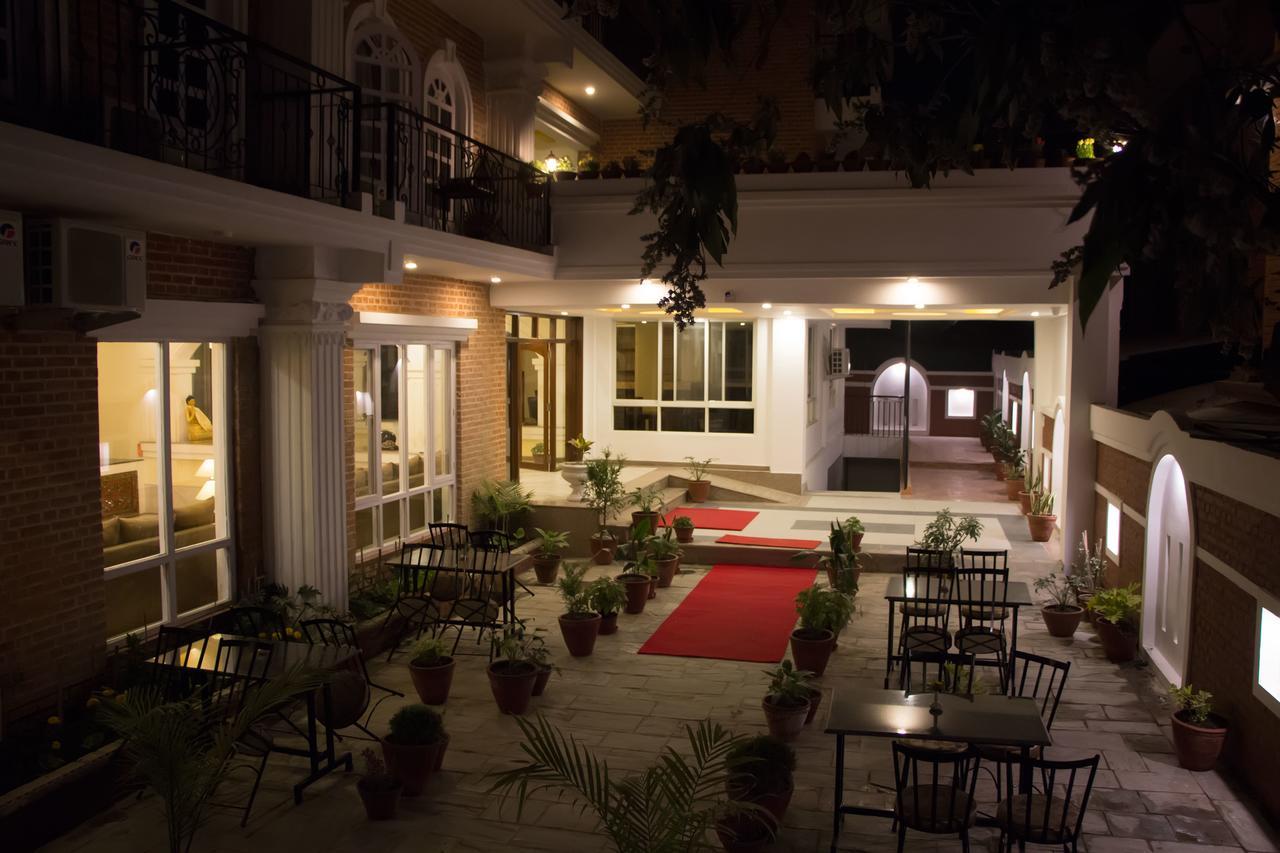 Dom Himalaya Hotel Katmandou Extérieur photo