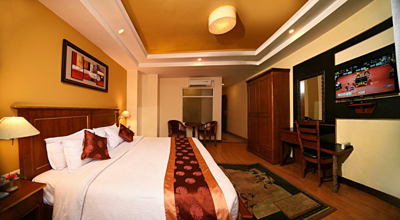 Dom Himalaya Hotel Katmandou Extérieur photo