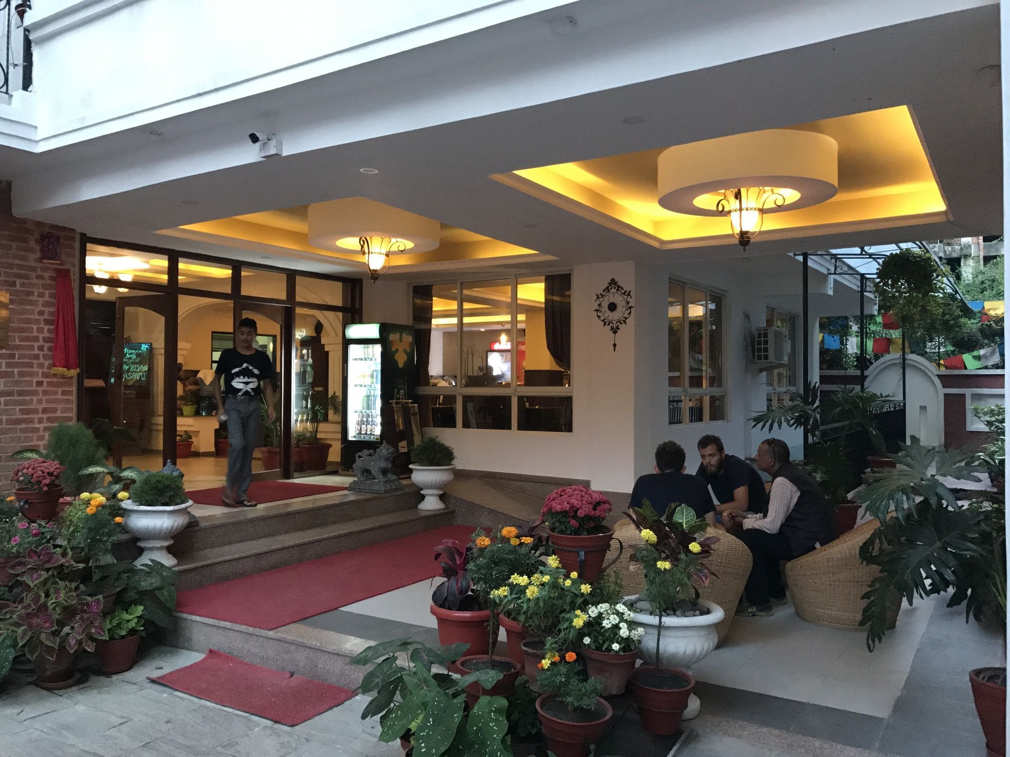 Dom Himalaya Hotel Katmandou Extérieur photo